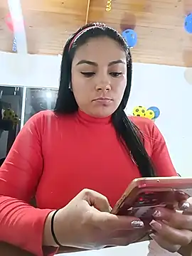 Snapshot of VargasXimena chatting on July 2, 2026, 4:18 am VargasXimena online show from July 2, 2026, 4:18 am