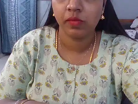 Snapshot of Tamil_hot_Meenu chatting on June 17, 2026, 9:08 am Tamil hot Meenu online show from June 17, 2026, 9:08 am