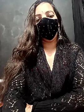 Snapshot of Lovely-Manisha143 chatting on June 16, 2026, 5:18 am Lovely-Manisha143 online show from June 16, 2026, 5:18 am