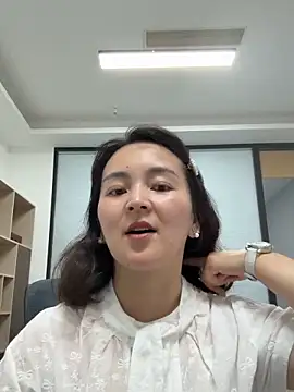 Snapshot of Lemon_520 chatting on June 2, 2026, 10:48 am Lemon 520 online show from June 2, 2026, 10:48 am