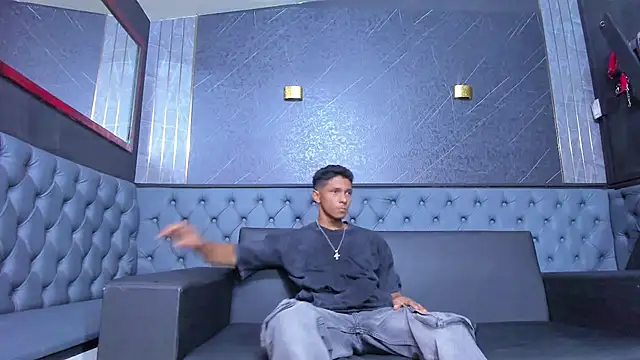 Snapshot of Yoel_Blessed chatting on July 11, 2026, 12:49 pm Yoel Blessed online show from July 11, 2026, 12:49 pm
