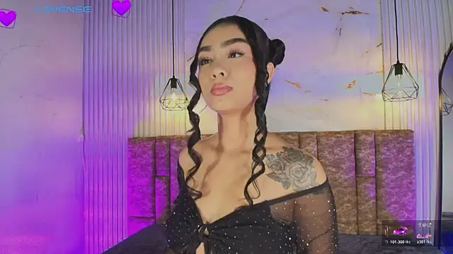KENNIA SWEETIEE online show from July 8, 2026, 11:22 am