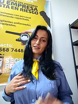 Snapshot of ALEJANDRA__28 chatting on July 21, 2026, 1:34 pm ALEJANDRA 28 online show from July 21, 2026, 1:34 pm