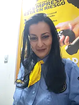 Snapshot of ALEJANDRA__28 chatting on June 26, 2026, 12:44 pm ALEJANDRA 28 online show from June 26, 2026, 12:44 pm