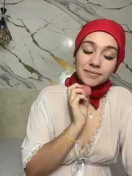 Snapshot of Sahaara chatting on July 8, 2026, 7:25 pm Sahaara online show from July 8, 2026, 7:25 pm