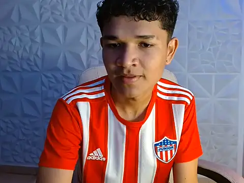 davexxx  online show from June 14, 2026, 10:22 pm