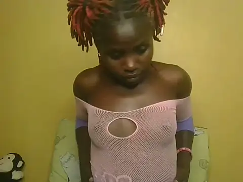 Snapshot of Suzzy_Baibe chatting on August 2, 2026, 3:53 pm Suzzy Baibe online show from August 2, 2026, 3:53 pm