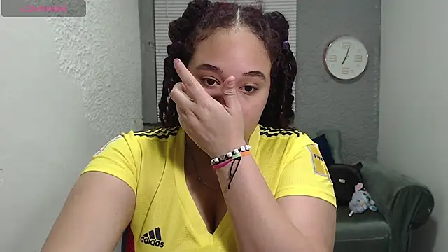 Snapshot of leilasosexy chatting on June 17, 2026, 12:26 pm leilasosexy online show from June 17, 2026, 12:26 pm