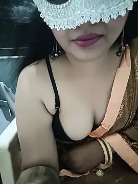 Snapshot of Baby_g77 chatting on June 15, 2026, 5:56 pm Baby g77 online show from June 15, 2026, 5:56 pm