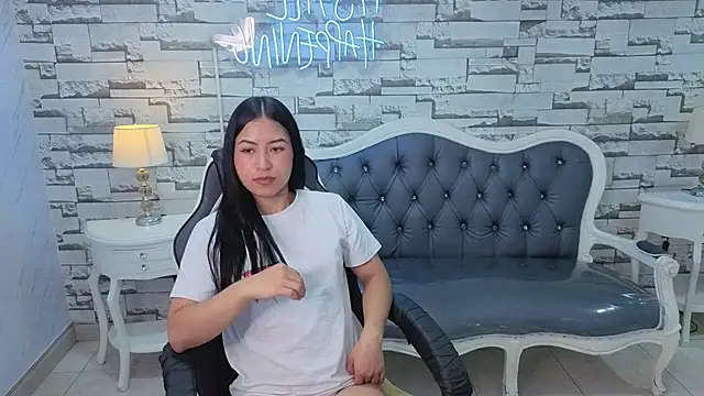 lia x a online show from June 3, 2026, 2:33 pm