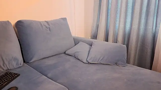 lil lisa online show from July 10, 2026, 2:00 am
