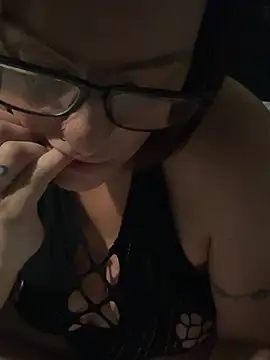 Snapshot of inkgirl222 chatting on July 1, 2026, 9:04 pm inkgirl222 online show from July 1, 2026, 9:04 pm