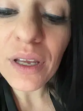 Snapshot of smoothkissx chatting on January 18, 2025, 2:03 am smoothkissx online show from January 18, 2025, 2:03 am