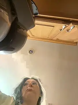 Snapshot of smoothkissx chatting on January 23, 2025, 10:22 am smoothkissx online show from January 23, 2025, 10:22 am