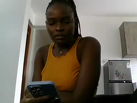 Snapshot of MissElsie21 chatting on June 16, 2026, 10:59 am MissElsie21 online show from June 16, 2026, 10:59 am