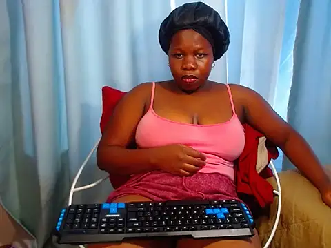 Snapshot of Blackgogozz chatting on July 14, 2026, 1:39 pm Blackgogozz online show from July 14, 2026, 1:39 pm