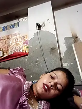 Snapshot of Hot_bhabi0123 chatting on July 15, 2026, 4:47 pm Hot bhabi0123 online show from July 15, 2026, 4:47 pm