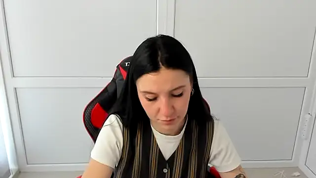 PatteMeoww online show from June 11, 2026, 12:02 pm