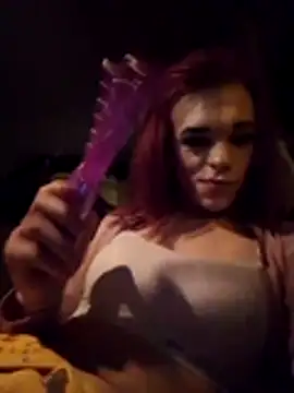 translady19 online show from June 3, 2026, 10:03 pm