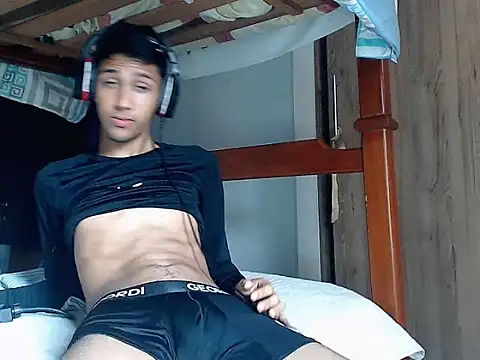 jhonierxz online show from June 12, 2026, 7:55 pm