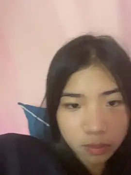 Snapshot of -Kempi- chatting on July 14, 2026, 10:21 am -Kempi- online show from July 14, 2026, 10:21 am