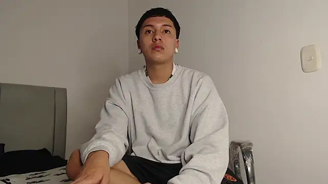 Owenn  blueee online show from June 11, 2026, 3:58 am