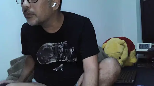 komadanaoki online show from August 3, 2026, 12:44 pm