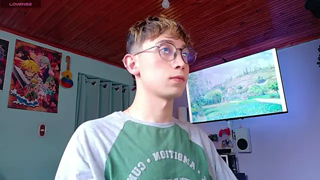 Snapshot of Chris_Blake_ chatting on June 9, 2026, 8:10 pm Chris Blake online show from June 9, 2026, 8:10 pm
