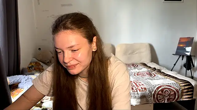 Snapshot of ShonaPitcherello chatting on June 8, 2026, 1:44 pm ShonaPitcherello online show from June 8, 2026, 1:44 pm
