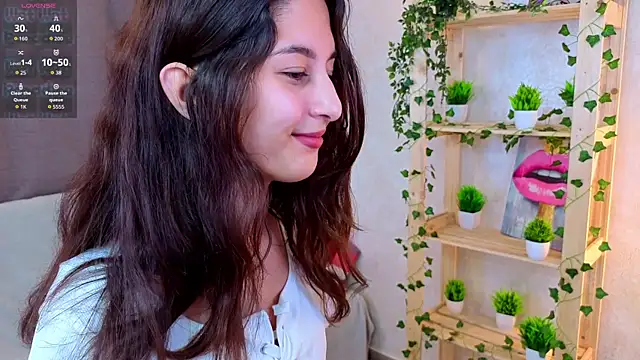 JasminKitany online show from July 16, 2026, 7:11 pm