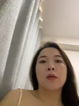 qianduoduo521 online show from July 28, 2026, 6:43 am