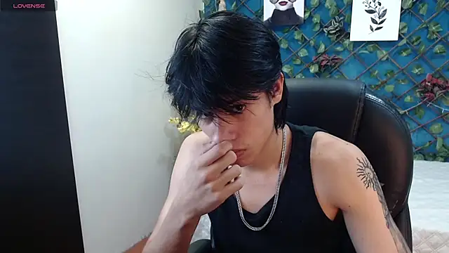 Snapshot of wayath1 chatting on July 8, 2026, 11:22 am wayath1 online show from July 8, 2026, 11:22 am