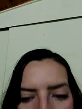 Snapshot of Magu_ii chatting on June 16, 2026, 2:44 am Magu ii online show from June 16, 2026, 2:44 am