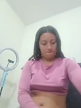Snapshot of MiaSaen chatting on July 22, 2026, 2:24 am MiaSaen online show from July 22, 2026, 2:24 am