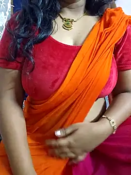 Snapshot of telugubigboobs__P chatting on July 23, 2026, 6:11 am telugubigboobs P online show from July 23, 2026, 6:11 am