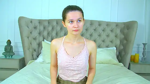 Snapshot of JuliettaTiffani chatting on June 19, 2026, 4:07 am JuliettaTiffani online show from June 19, 2026, 4:07 am
