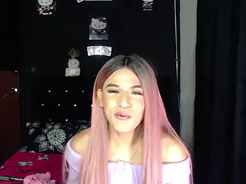 Snapshot of madame_kitty chatting on July 12, 2026, 5:14 pm madame kitty online show from July 12, 2026, 5:14 pm