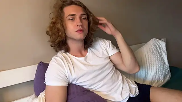 Snapshot of DanielWalkerr chatting on July 9, 2026, 5:12 pm DanielWalkerr online show from July 9, 2026, 5:12 pm