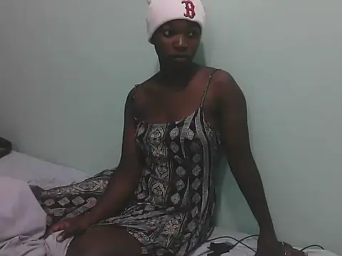 Snapshot of Rhina01 chatting on June 6, 2026, 9:42 pm Rhina01 online show from June 6, 2026, 9:42 pm
