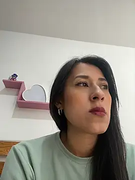 ELY FE  online show from July 6, 2026, 1:29 pm