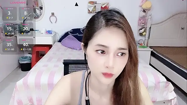 miaomiao-99 online show from July 18, 2026, 8:01 am