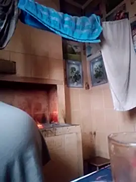 oksana72 online show from February 17, 2026, 7:27 am