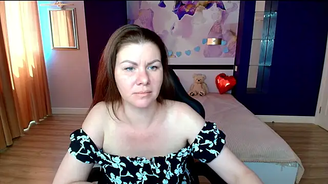 Snapshot of LunaKissesx chatting on June 27, 2026, 11:16 am LunaKissesx online show from June 27, 2026, 11:16 am