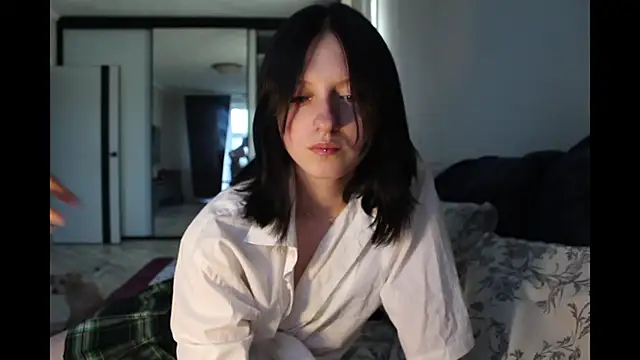 Catherine19Hunt online show from June 27, 2026, 4:57 pm