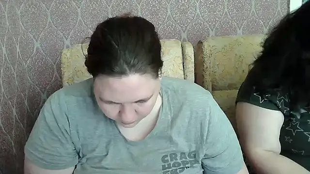 TiaMason online show from June 12, 2026, 5:27 am