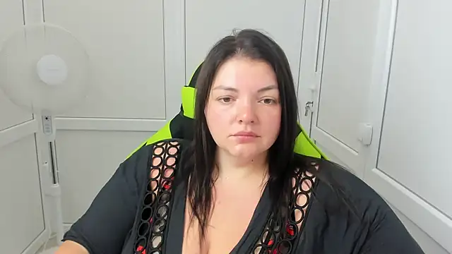 Snapshot of MargaretDark chatting on July 14, 2026, 6:18 am MargaretDark online show from July 14, 2026, 6:18 am