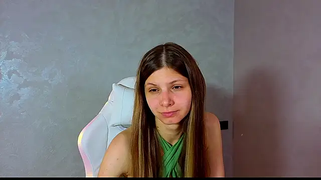 Snapshot of Audreybellamy chatting on June 10, 2026, 8:37 am Audreybellamy online show from June 10, 2026, 8:37 am