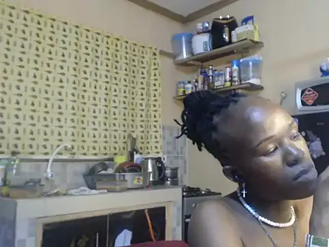 Snapshot of Hella254 chatting on July 9, 2026, 4:28 pm Hella254 online show from July 9, 2026, 4:28 pm
