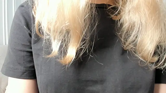 Snapshot of Janet_Johnson chatting on June 17, 2026, 11:53 am Janet Johnson online show from June 17, 2026, 11:53 am
