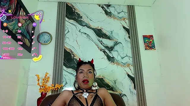 Snapshot of Astrid_Cardenas chatting on June 18, 2026, 3:27 am Astrid Cardenas online show from June 18, 2026, 3:27 am